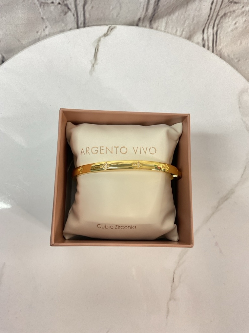 🌟 Argento Vivo 18K Gold Plated Cross Design Bangle - Picture 7 of 7